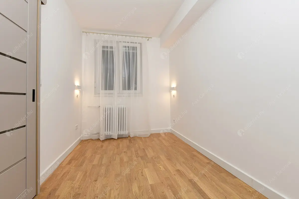 Kiadó albérlet 400000 Ft/hó áron: Budapest, V. kerület  József nádor tér. Mérete: 59 nm, 2 szobás | Alberlet.hu - 6628230