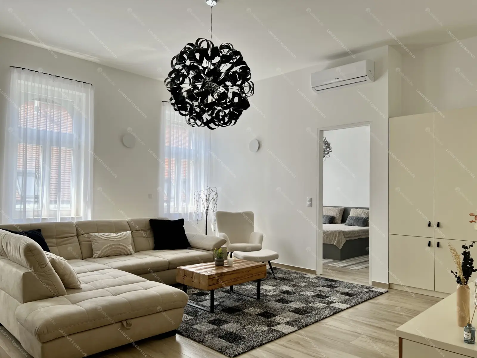 Kiadó albérlet 965000 Ft/hó áron: Budapest, V. kerület  Kálmán Imre utca. Mérete: 112 nm, 3 szobás | Alberlet.hu - 6690685