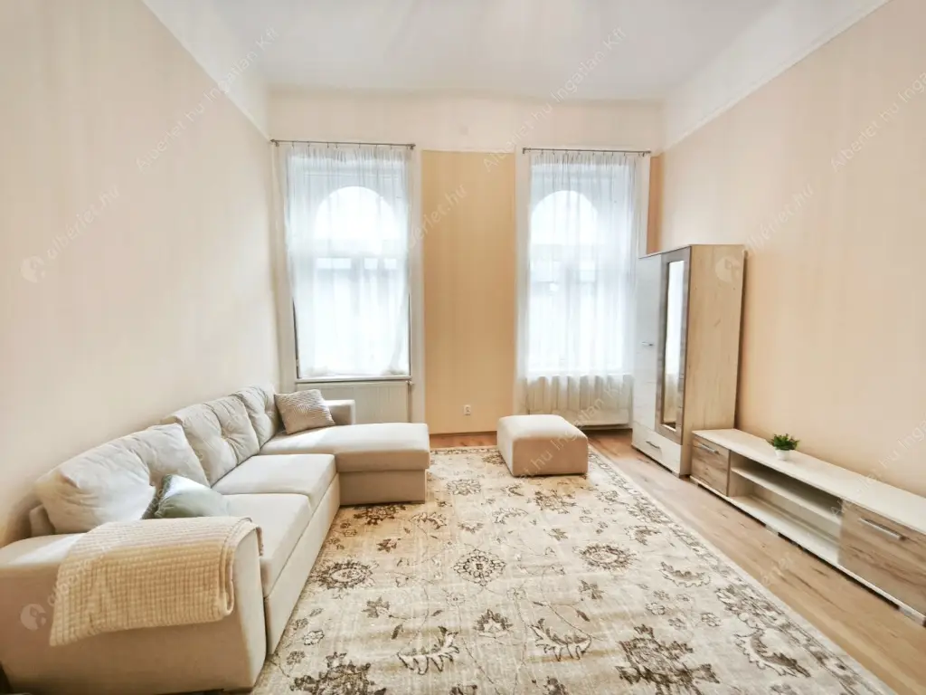 Kiadó albérlet 220000 Ft/hó áron: Budapest, V. kerület  Kálmán Imre utca. Mérete: 38 nm, 1 szobás | Alberlet.hu - 6566996