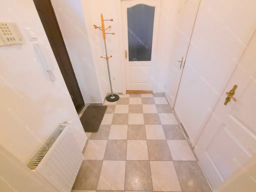 Kiadó albérlet 280000 Ft/hó áron: Budapest, V. kerület  Kálmán Imre utca. Mérete: 63 nm, 2 szobás | Alberlet.hu - 5914411