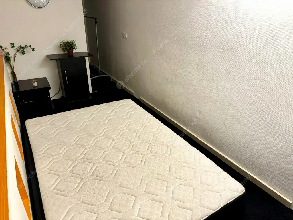 Kiadó albérlet 231000 Ft/hó áron: Budapest, V. kerület  Kálvin tér. Mérete: 43 nm, 1 szobás | Alberlet.hu - 6631591