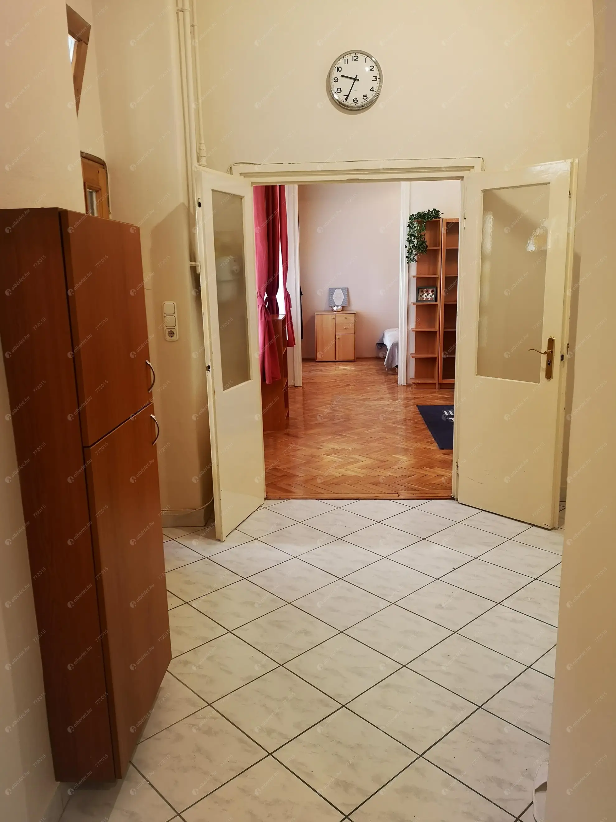 Kiadó albérlet 250000 Ft/hó áron: Budapest, V. kerület  Károly körút. Mérete: 55 nm, 2 szobás | Alberlet.hu - 6602221