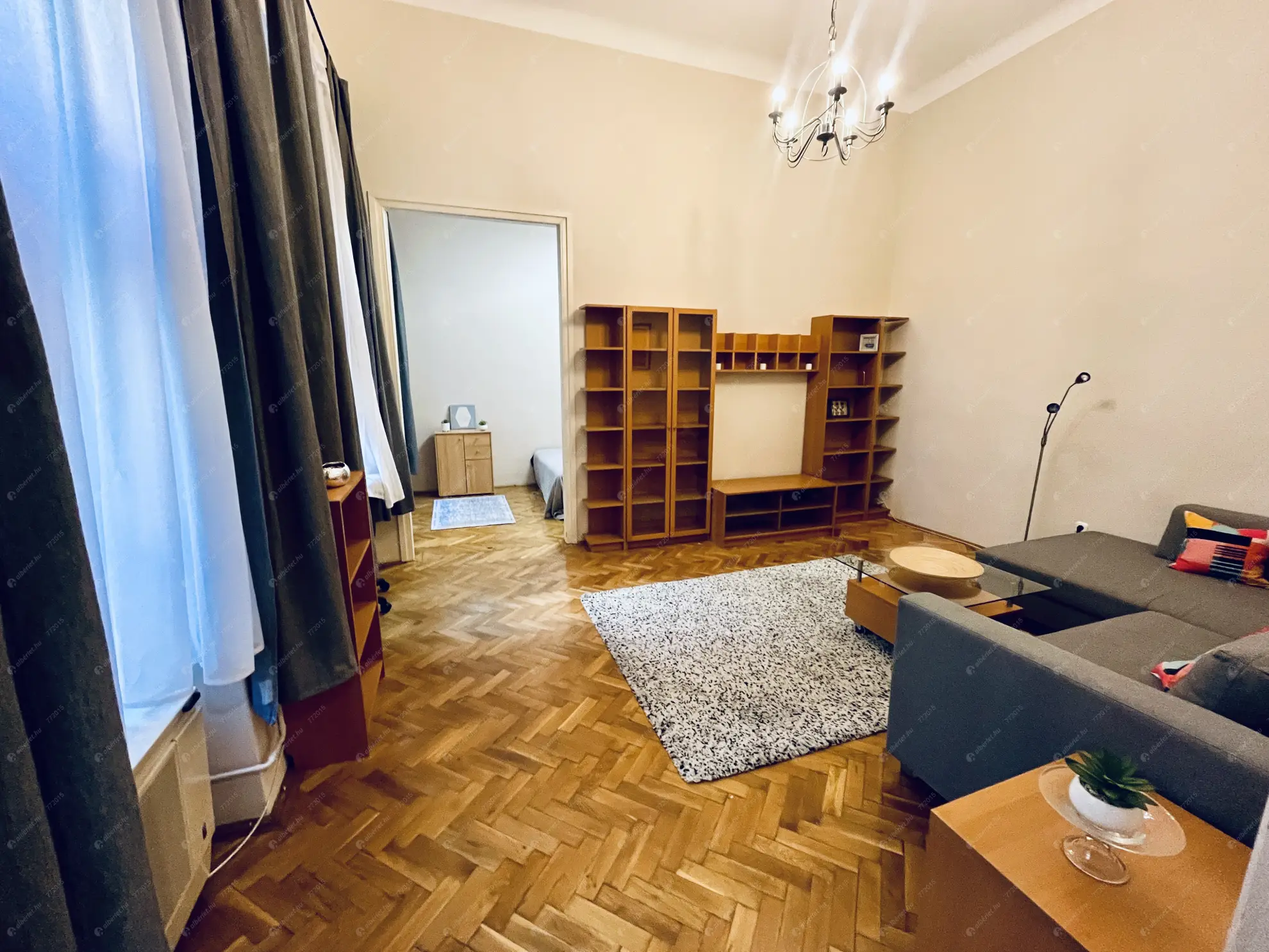 Kiadó albérlet 250000 Ft/hó áron: Budapest, V. kerület  Károly körút. Mérete: 55 nm, 2 szobás | Alberlet.hu - 6609931