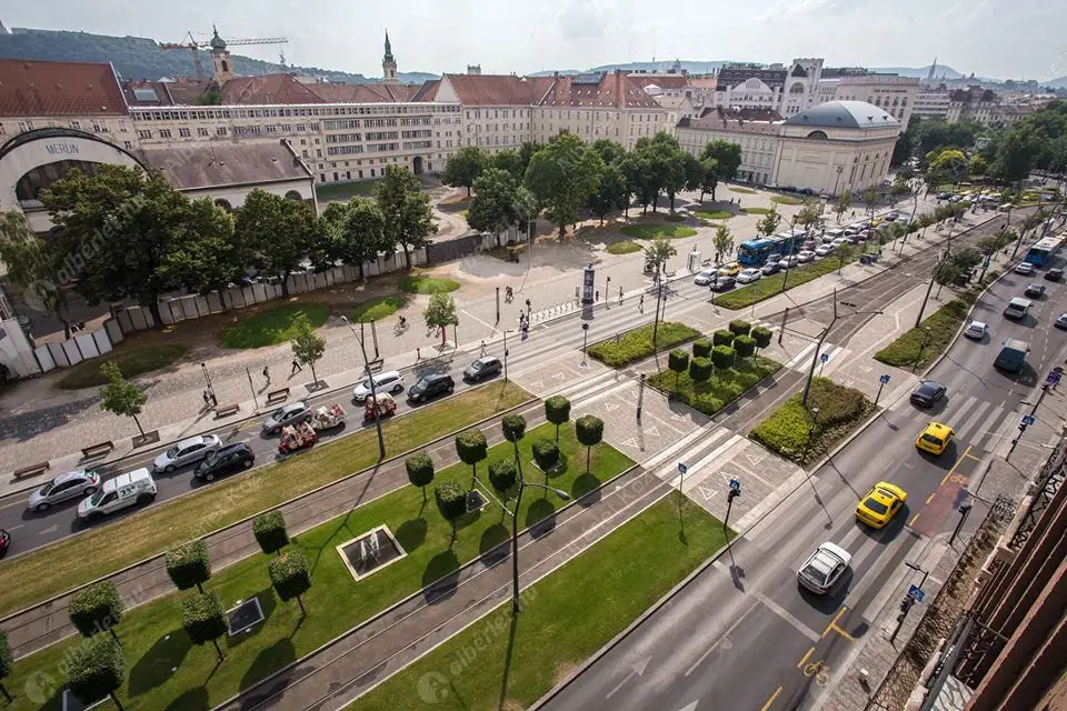 Kiadó albérlet 230000 Ft/hó áron: Budapest, V. kerület  Károly körút. Mérete: 55 nm, 3 szobás | Alberlet.hu - 6554269