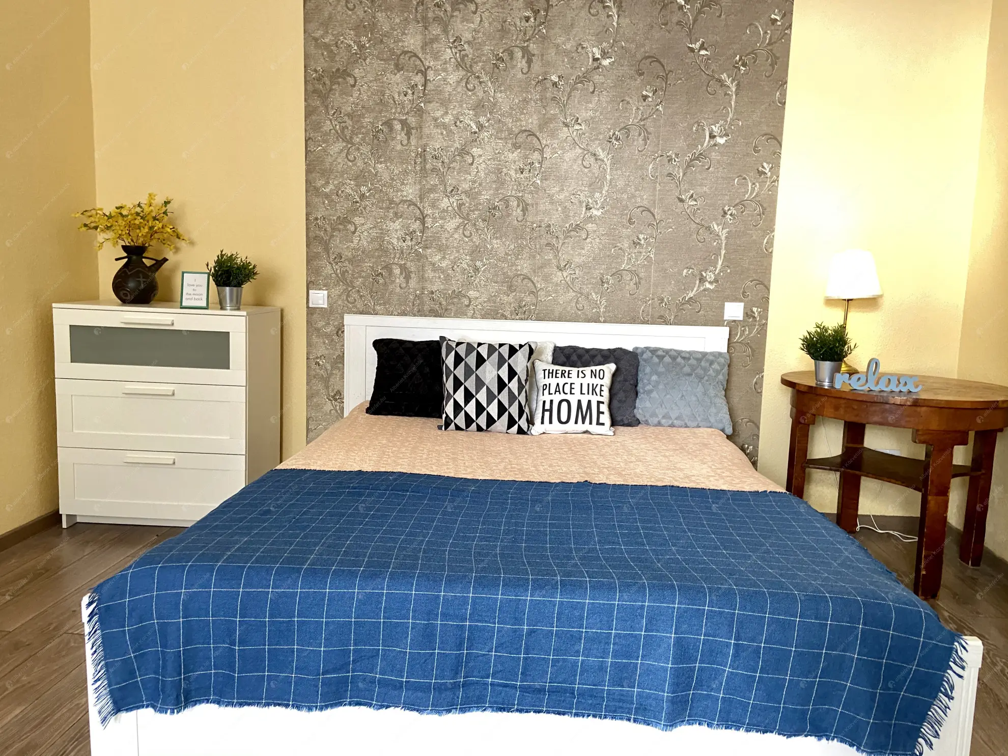 Kiadó albérlet 230000 Ft/hó áron: Budapest, V. kerület  Károly körút. Mérete: 55 nm, 3 szobás | Alberlet.hu - 6554279