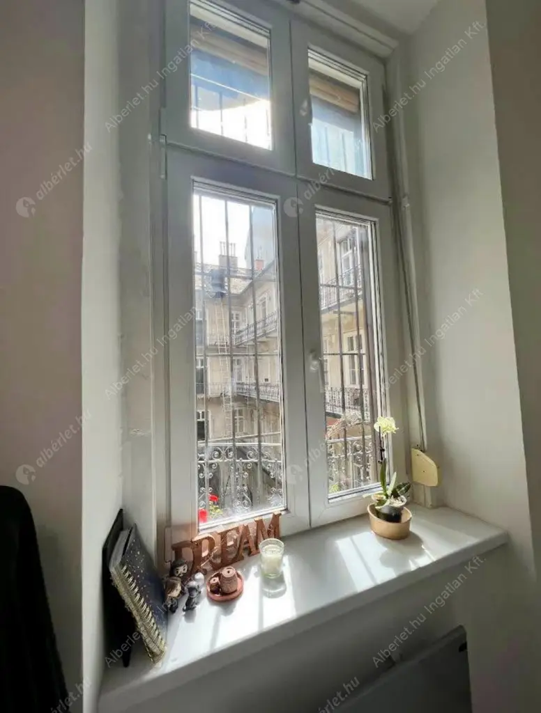Kiadó albérlet 260000 Ft/hó áron: Budapest, V. kerület  Kecskeméti utca. Mérete: 22 nm, 1 szobás | Alberlet.hu - 6516702