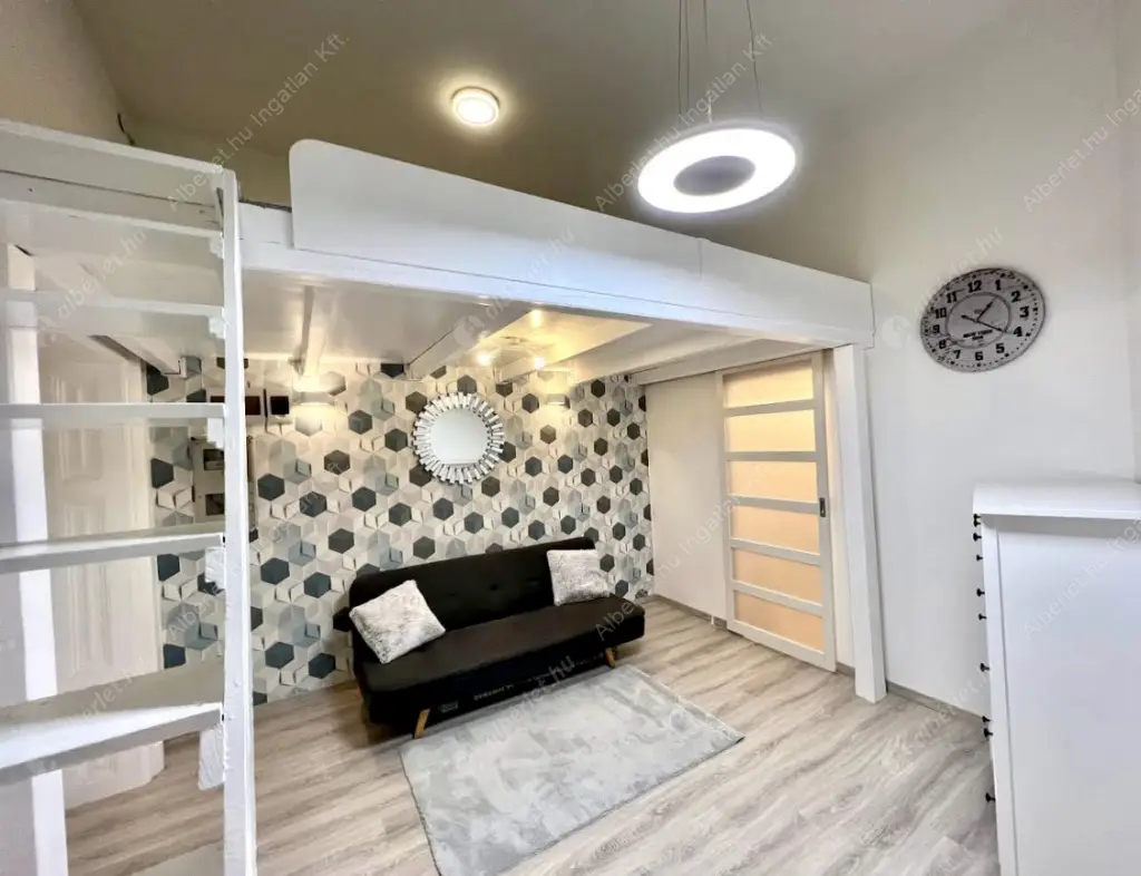 Kiadó albérlet 260000 Ft/hó áron: Budapest, V. kerület  Kecskeméti utca. Mérete: 22 nm, 1 szobás | Alberlet.hu - 6615893