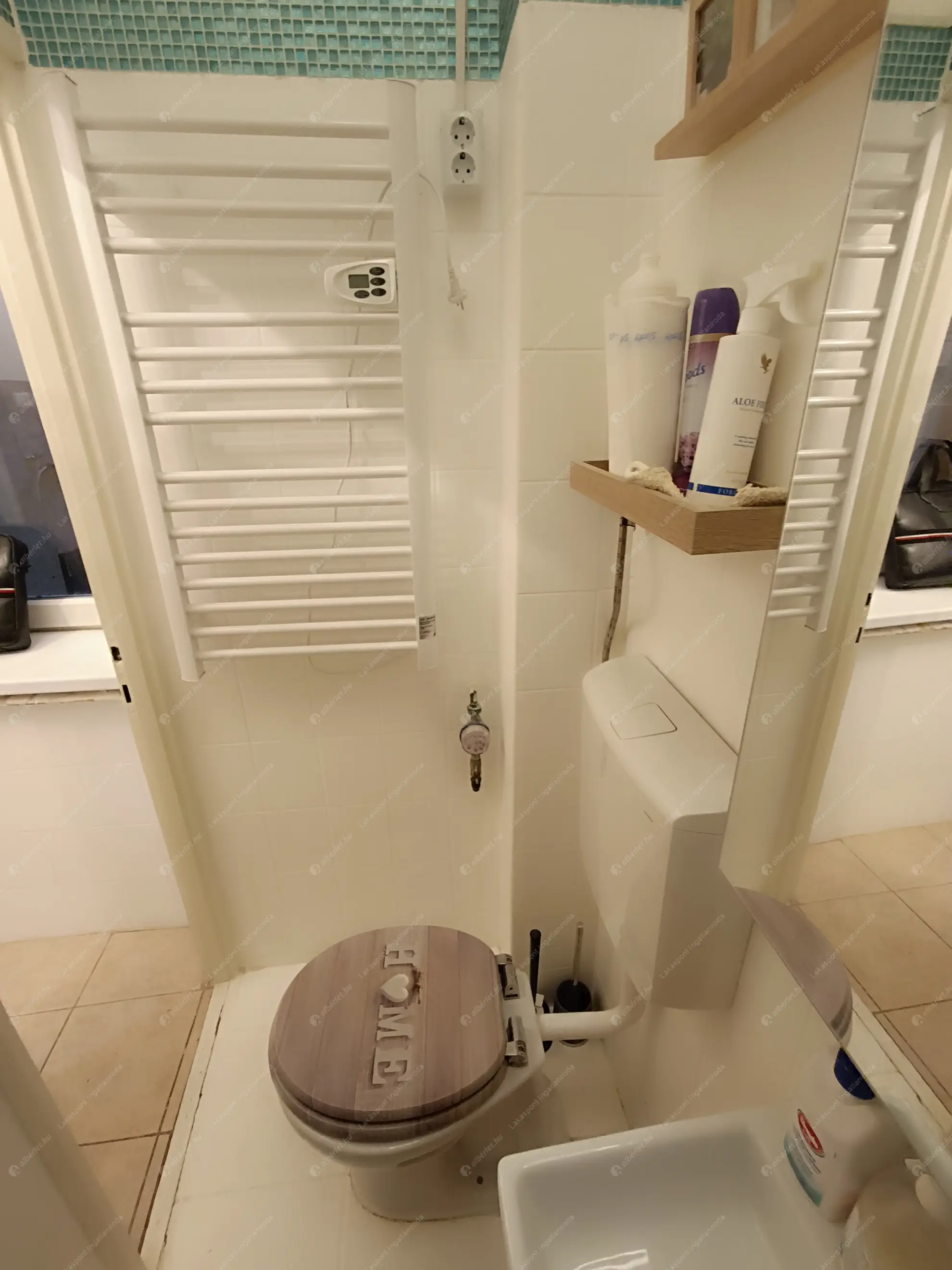 Kiadó albérlet 200000 Ft/hó áron: Budapest, V. kerület  Kecskeméti utca. Mérete: 23 nm, 1 szobás | Alberlet.hu - 6625526