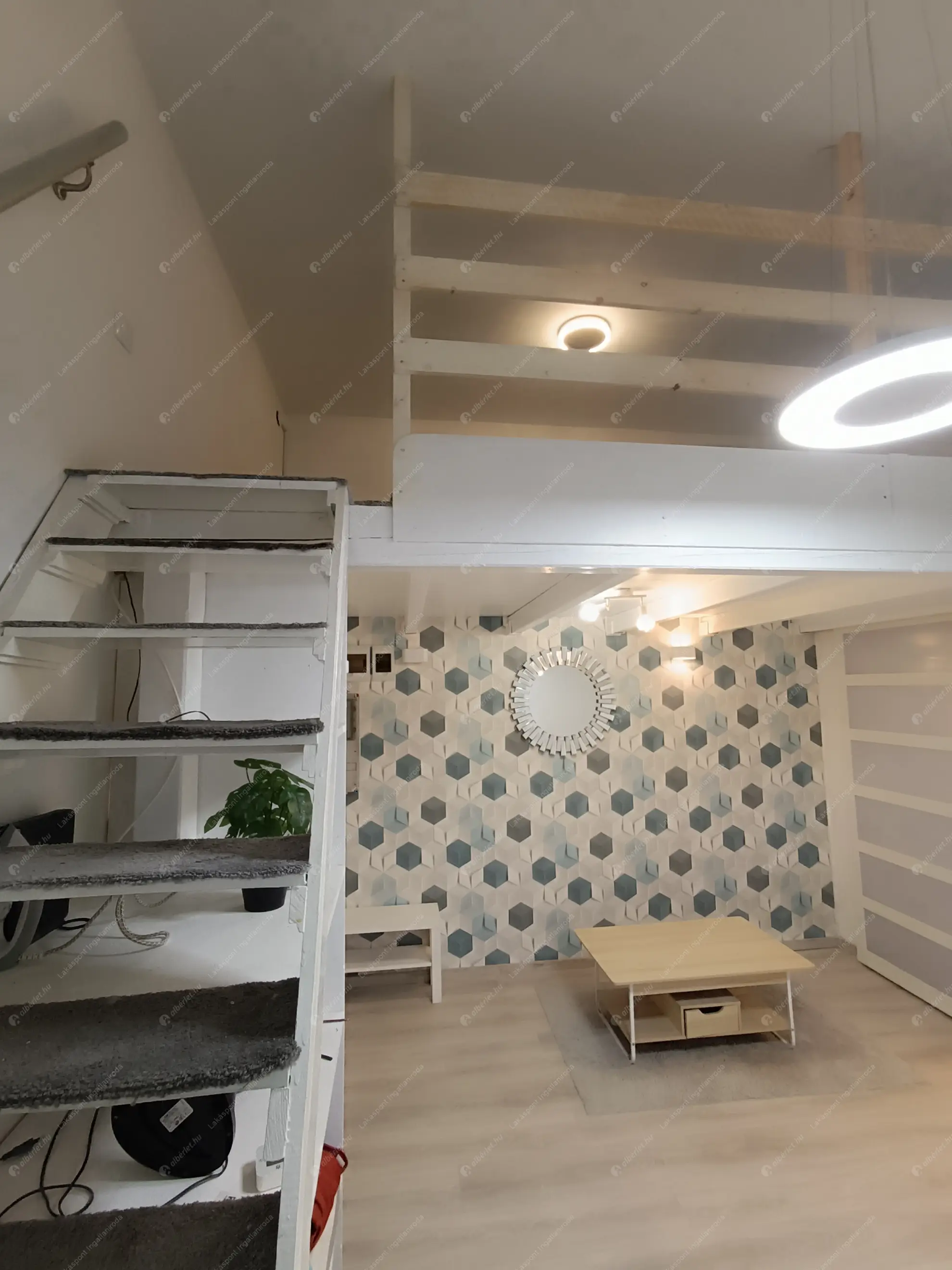 Kiadó albérlet 200000 Ft/hó áron: Budapest, V. kerület  Kecskeméti utca. Mérete: 23 nm, 1 szobás | Alberlet.hu - 6625532