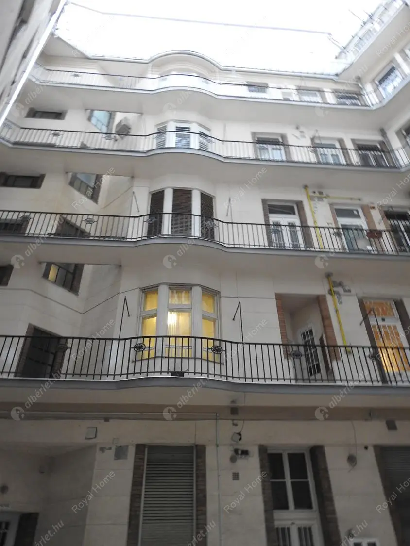 Kiadó albérlet 150000 Ft/hó áron: Budapest, V. kerület  Kecskeméti utca. Mérete: 35 nm, 1 szobás | Alberlet.hu - 5661245