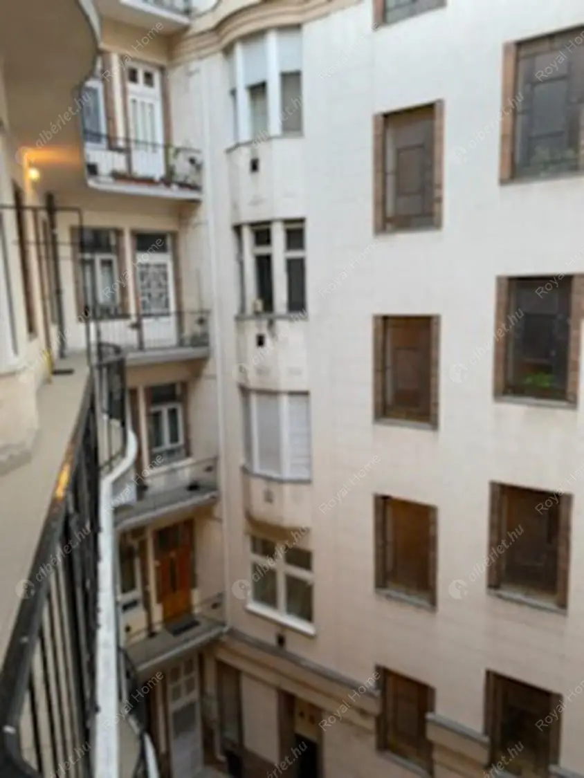 Kiadó albérlet 150000 Ft/hó áron: Budapest, V. kerület  Kecskeméti utca. Mérete: 35 nm, 1 szobás | Alberlet.hu - 5661246