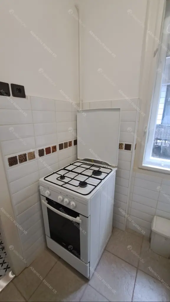 Kiadó albérlet 250000 Ft/hó áron: Budapest, V. kerület  Kecskeméti utca. Mérete: 39 nm, 1 szobás | Alberlet.hu - 6654960