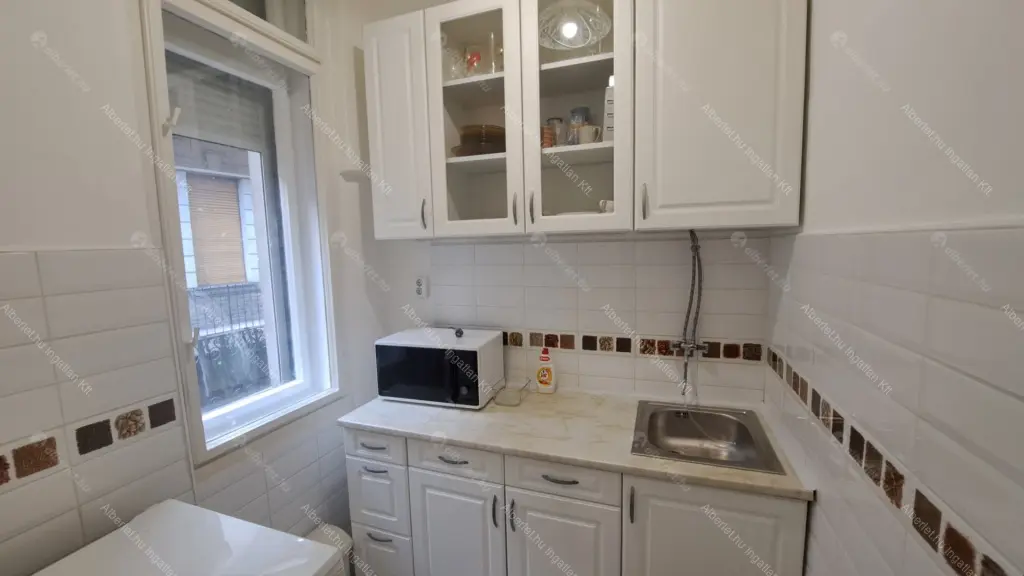 Kiadó albérlet 230000 Ft/hó áron: Budapest, V. kerület  Kecskeméti utca. Mérete: 39 nm, 1 szobás | Alberlet.hu - 6668281