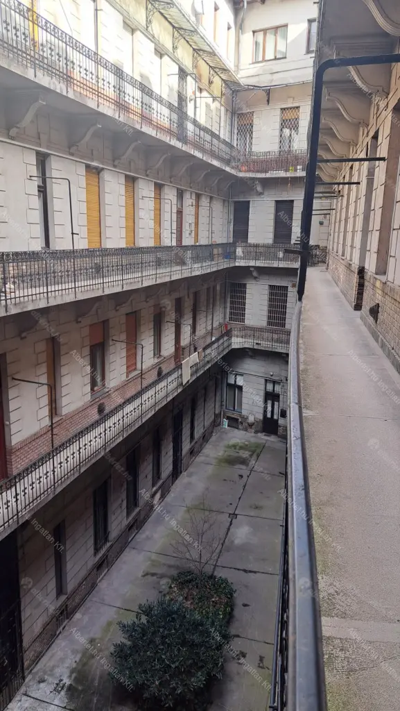 Kiadó albérlet 230000 Ft/hó áron: Budapest, V. kerület  Kecskeméti utca. Mérete: 39 nm, 1 szobás | Alberlet.hu - 6668290