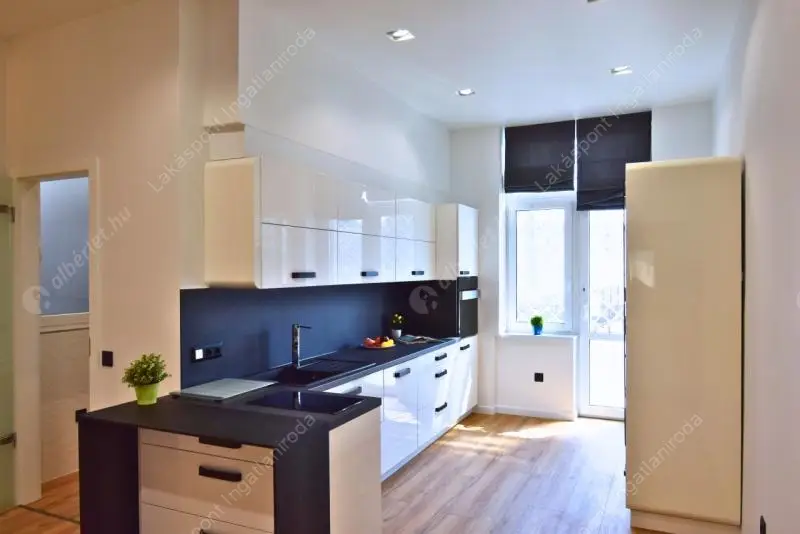 Kiadó albérlet 763000 Ft/hó áron: Budapest, V. kerület  Kecskeméti utca. Mérete: 90 nm, 2 szobás | Alberlet.hu - 6529780