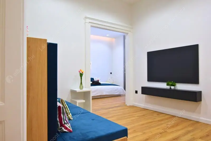 Kiadó albérlet 763000 Ft/hó áron: Budapest, V. kerület  Kecskeméti utca. Mérete: 90 nm, 2 szobás | Alberlet.hu - 6529788