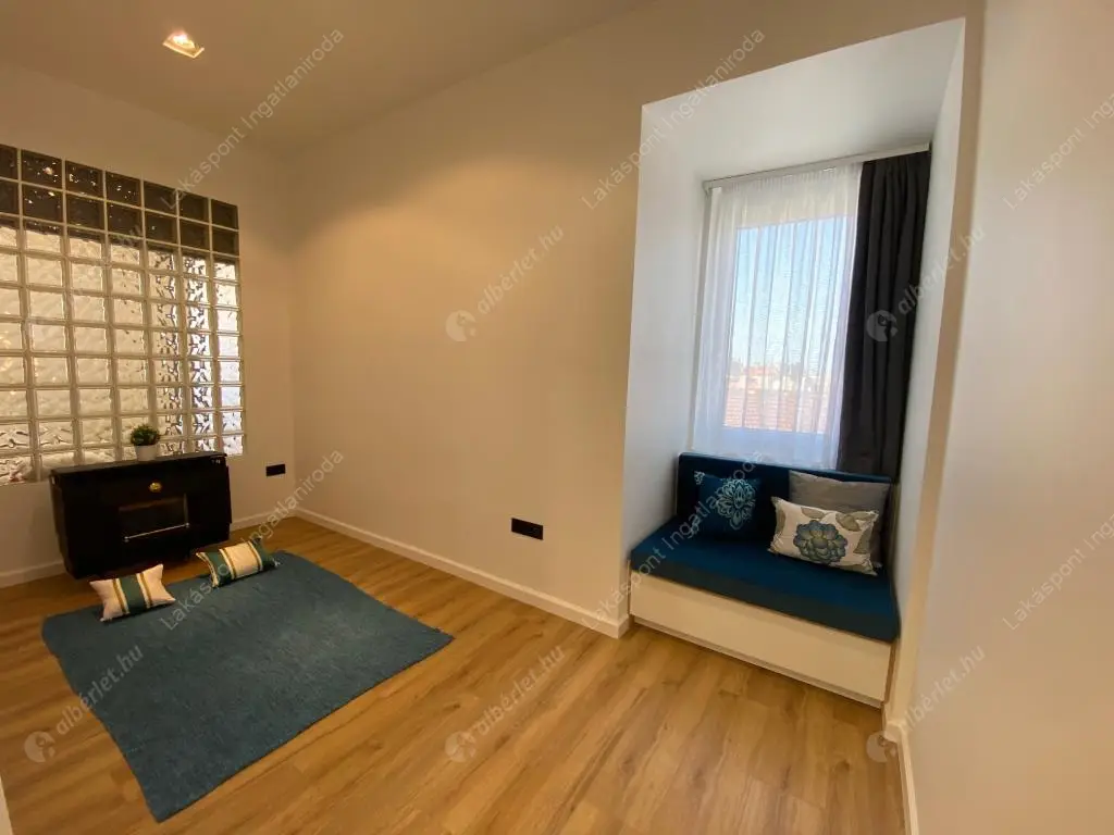 Kiadó albérlet 763000 Ft/hó áron: Budapest, V. kerület  Kecskeméti utca. Mérete: 90 nm, 2 szobás | Alberlet.hu - 6529791