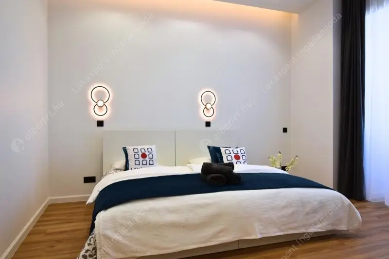 Kiadó albérlet 763000 Ft/hó áron: Budapest, V. kerület  Kecskeméti utca. Mérete: 90 nm, 2 szobás | Alberlet.hu - 6529792