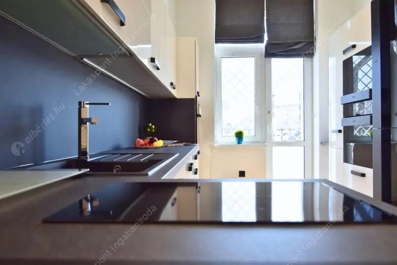 Kiadó albérlet 763000 Ft/hó áron: Budapest, V. kerület  Kecskeméti utca. Mérete: 90 nm, 2 szobás | Alberlet.hu - 6529802