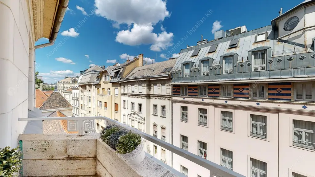 Kiadó albérlet 1069000 Ft/hó áron: Budapest, V. kerület  Királyi Pál utca. Mérete: 116 nm, 4 szobás | Alberlet.hu - 6562763