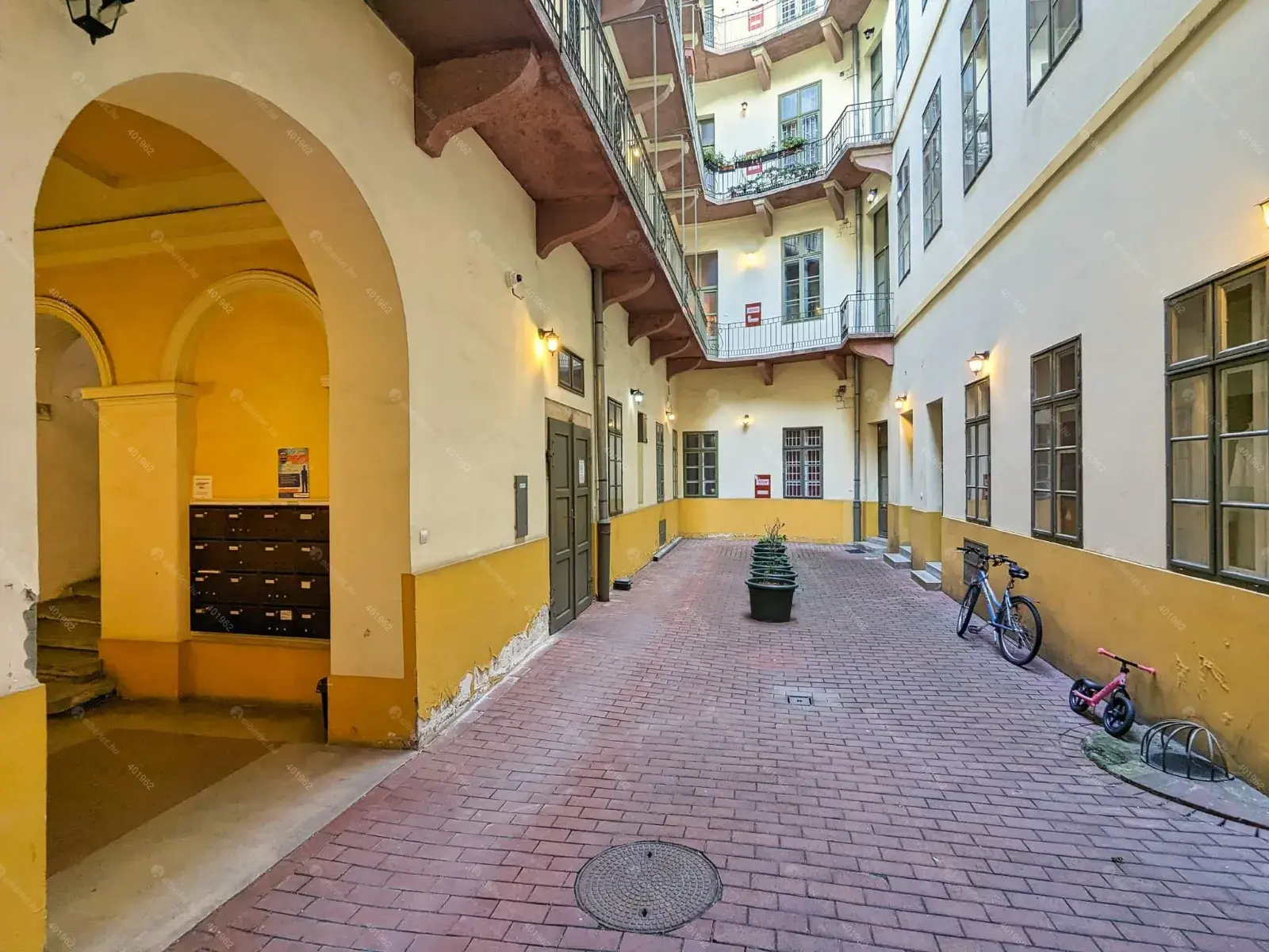 Kiadó albérlet 230000 Ft/hó áron: Budapest, V. kerület  Királyi Pál utca. Mérete: 42 nm, 1 szobás | Alberlet.hu - 6694525