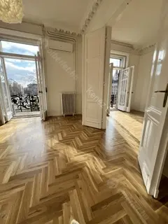 Kiadó albérlet 802000 Ft/hó áron: Budapest, V. kerület  Kossuth Lajos tér. Mérete: 72 nm, 2 szobás | Alberlet.hu - 6742582