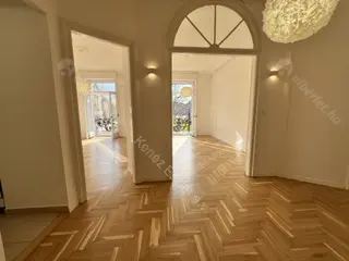 Kiadó albérlet 802000 Ft/hó áron: Budapest, V. kerület  Kossuth Lajos tér. Mérete: 72 nm, 2 szobás | Alberlet.hu - 6742585