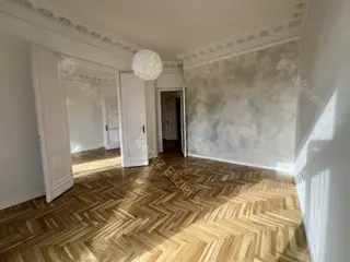 Kiadó albérlet 802000 Ft/hó áron: Budapest, V. kerület  Kossuth Lajos tér. Mérete: 72 nm, 2 szobás | Alberlet.hu - 6742590