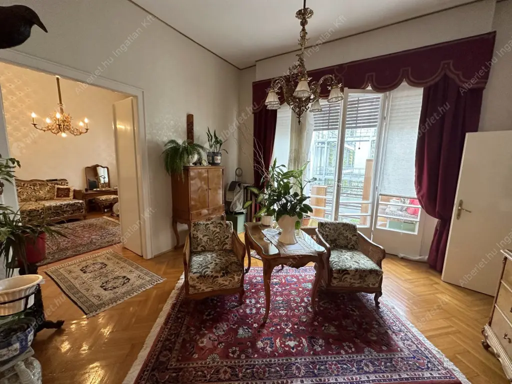 Kiadó albérlet 535000 Ft/hó áron: Budapest, V. kerület  Kossuth Lajos tér. Mérete: 92 nm, 3 szobás | Alberlet.hu - 6518717