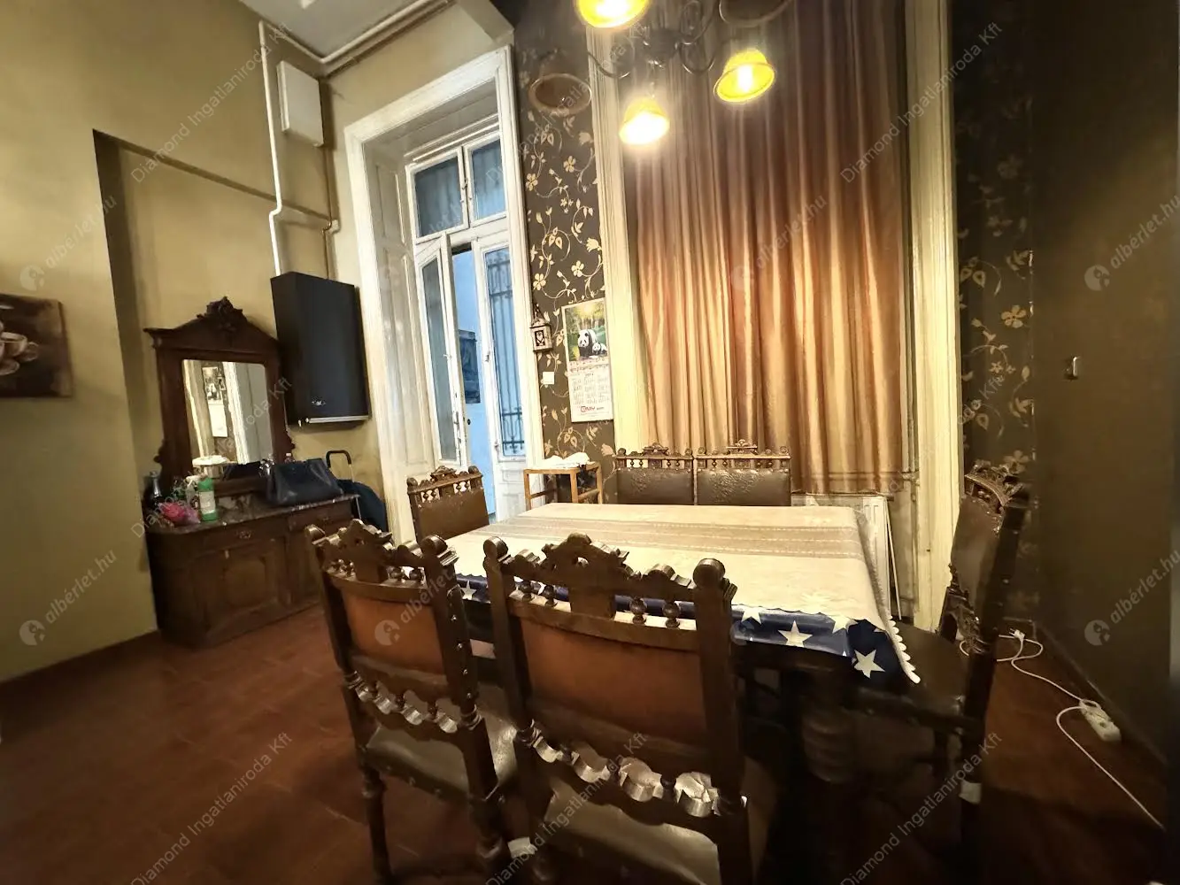 Kiadó albérlet 349000 Ft/hó áron: Budapest, V. kerület  Kossuth Lajos utca. Mérete: 100 nm, 3 szobás | Alberlet.hu - 6350953