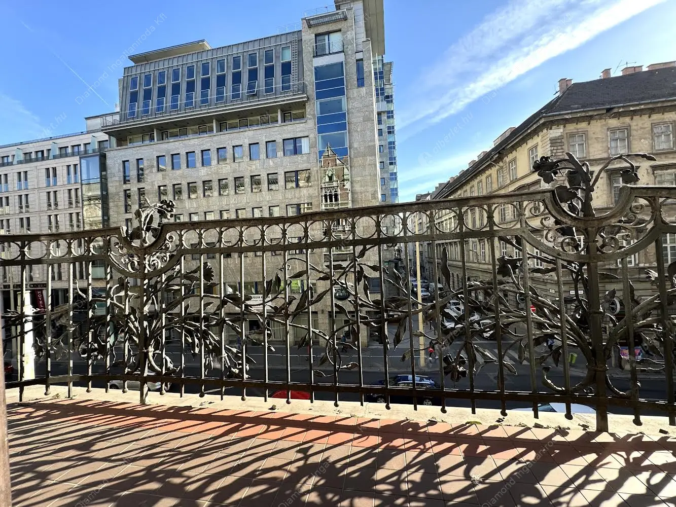 Kiadó albérlet 349000 Ft/hó áron: Budapest, V. kerület  Kossuth Lajos utca. Mérete: 100 nm, 3 szobás | Alberlet.hu - 6350957