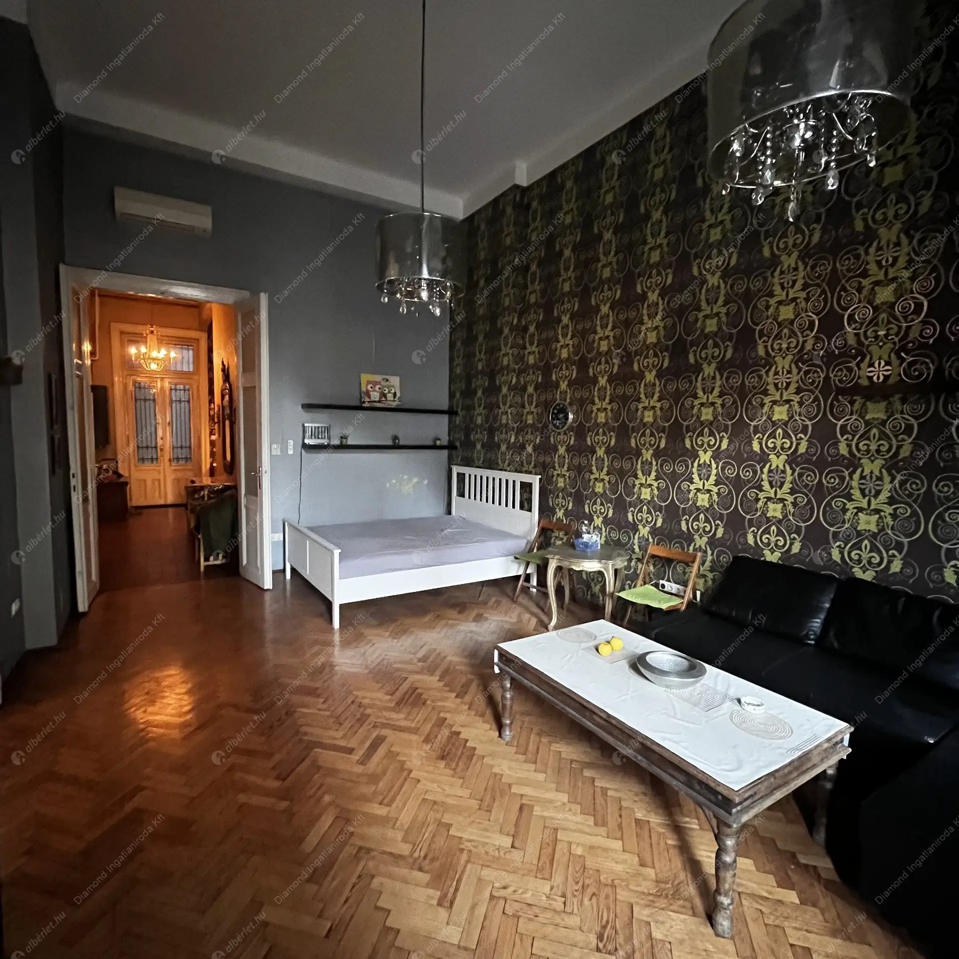 Kiadó albérlet 349000 Ft/hó áron: Budapest, V. kerület  Kossuth Lajos utca. Mérete: 100 nm, 3 szobás | Alberlet.hu - 6367349