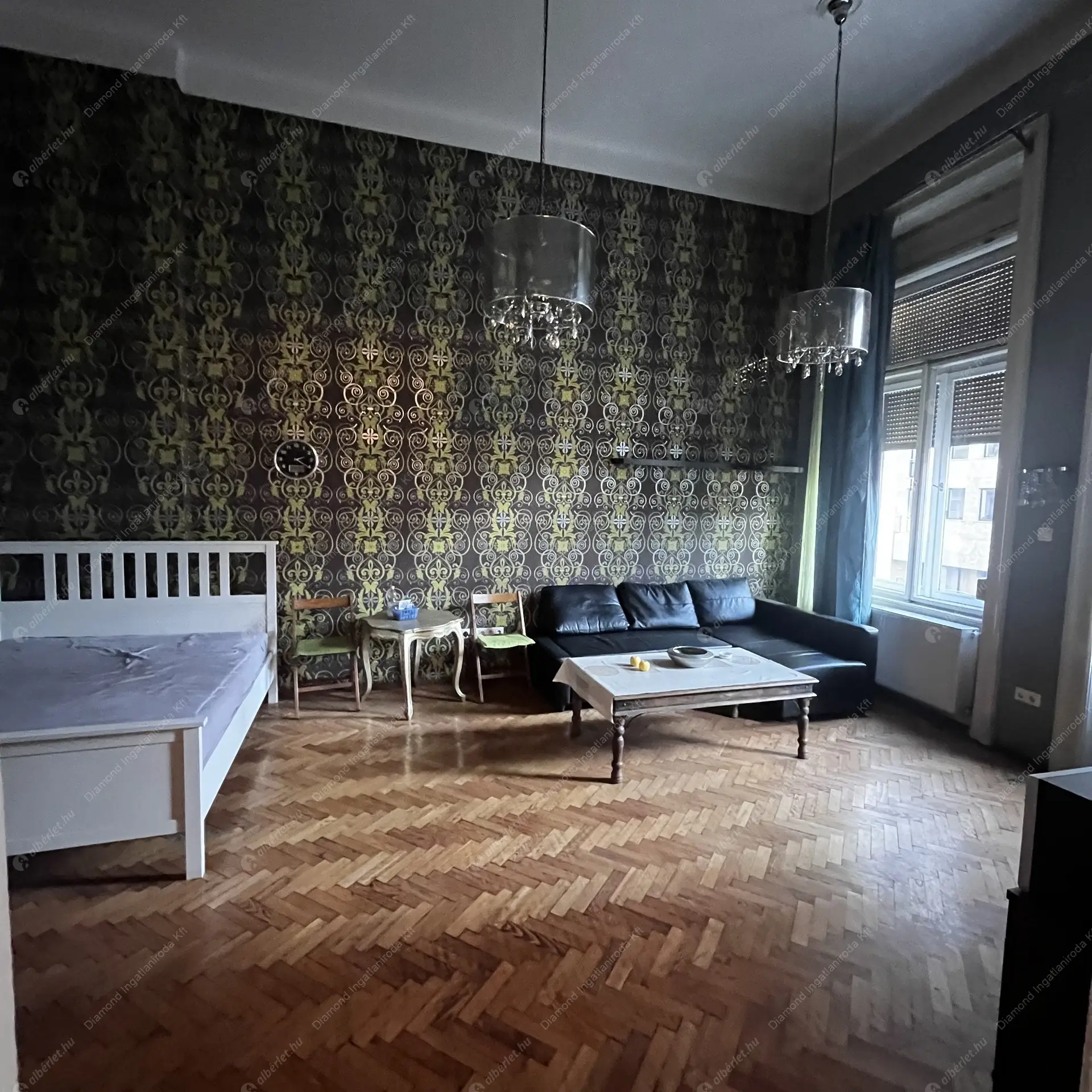 Kiadó albérlet 349000 Ft/hó áron: Budapest, V. kerület  Kossuth Lajos utca. Mérete: 100 nm, 3 szobás | Alberlet.hu - 6367351