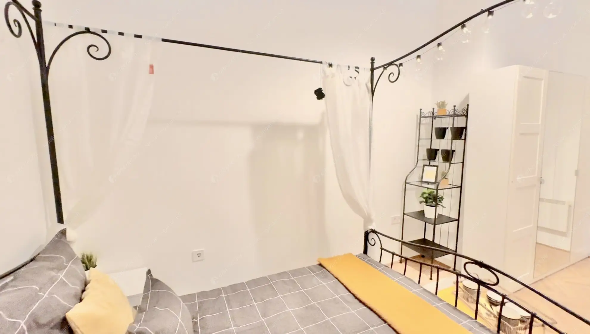 Kiadó albérlet 250000 Ft/hó áron: Budapest, V. kerület  Kossuth Lajos utca. Mérete: 35 nm, 2 szobás | Alberlet.hu - 6628387