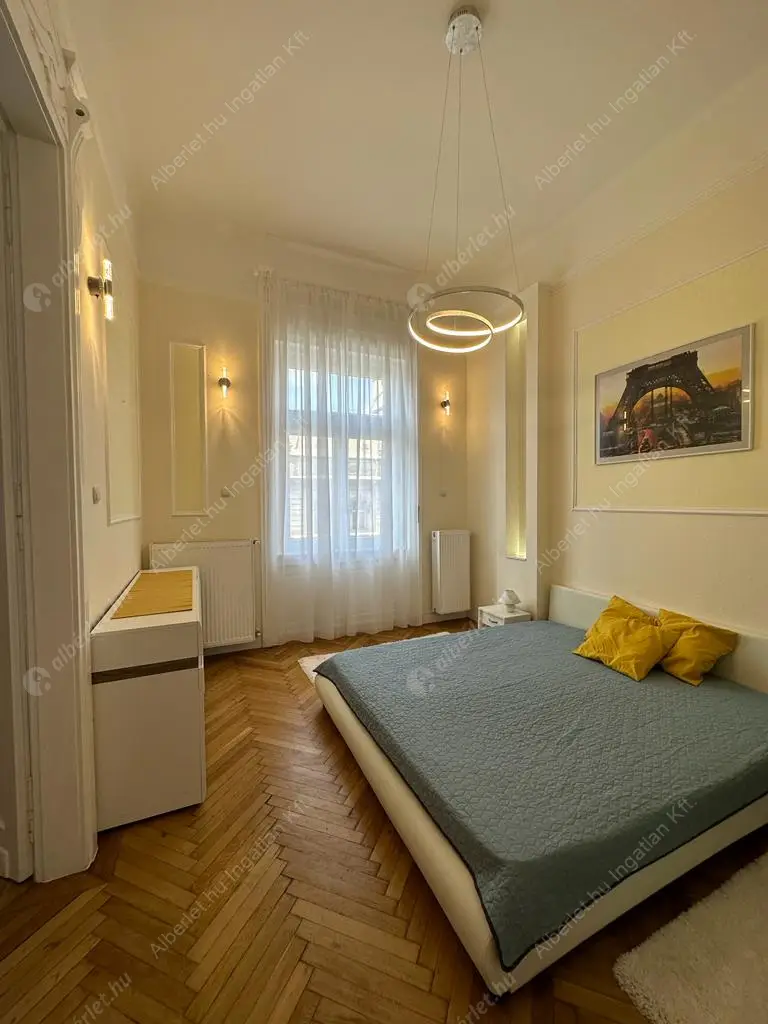 Kiadó albérlet 360000 Ft/hó áron: Budapest, V. kerület  Kossuth Lajos utca. Mérete: 68 nm, 2 szobás | Alberlet.hu - 6614034