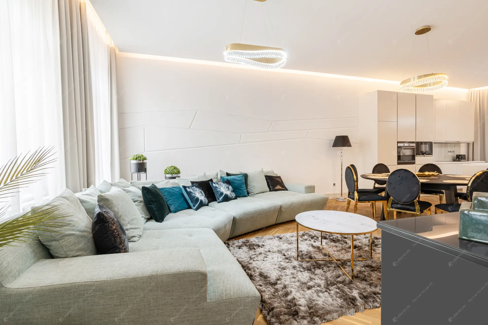 Kiadó albérlet 1290000 Ft/hó áron: Budapest, V. kerület  Kristóf tér. Mérete: 133 nm, 1 szobás | Alberlet.hu - 6586999