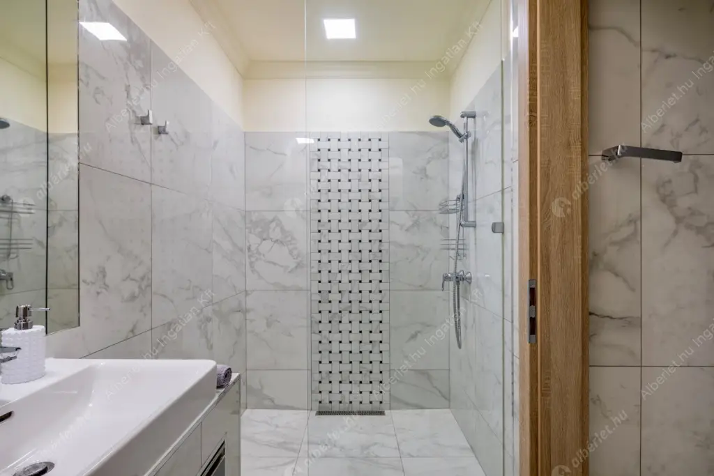 Kiadó albérlet 460000 Ft/hó áron: Budapest, V. kerület  Mérleg utca. Mérete: 53 nm, 2 szobás | Alberlet.hu - 6559518