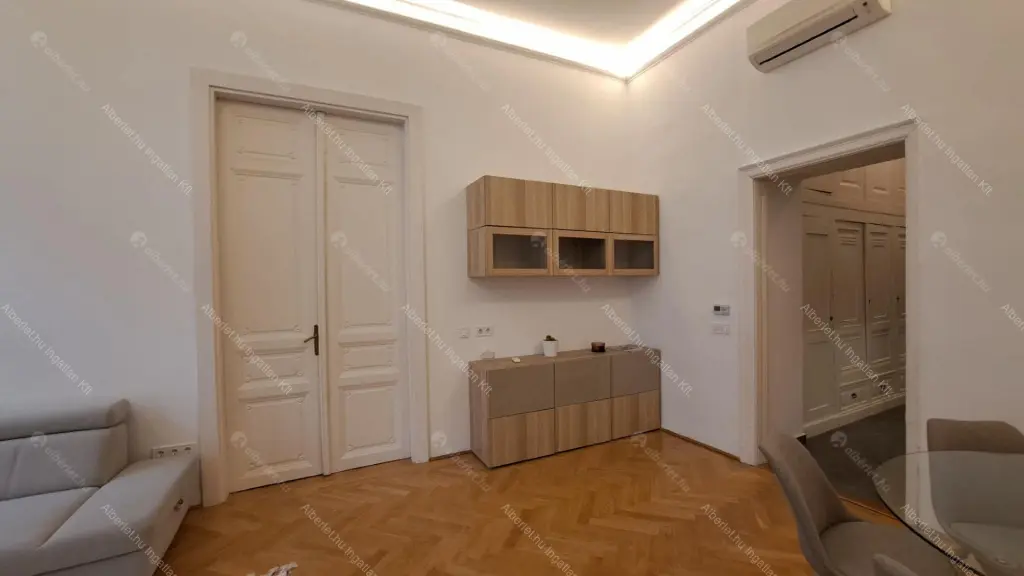 Kiadó albérlet 600000 Ft/hó áron: Budapest, V. kerület  Mérleg utca. Mérete: 80 nm, 2 szobás | Alberlet.hu - 6701602