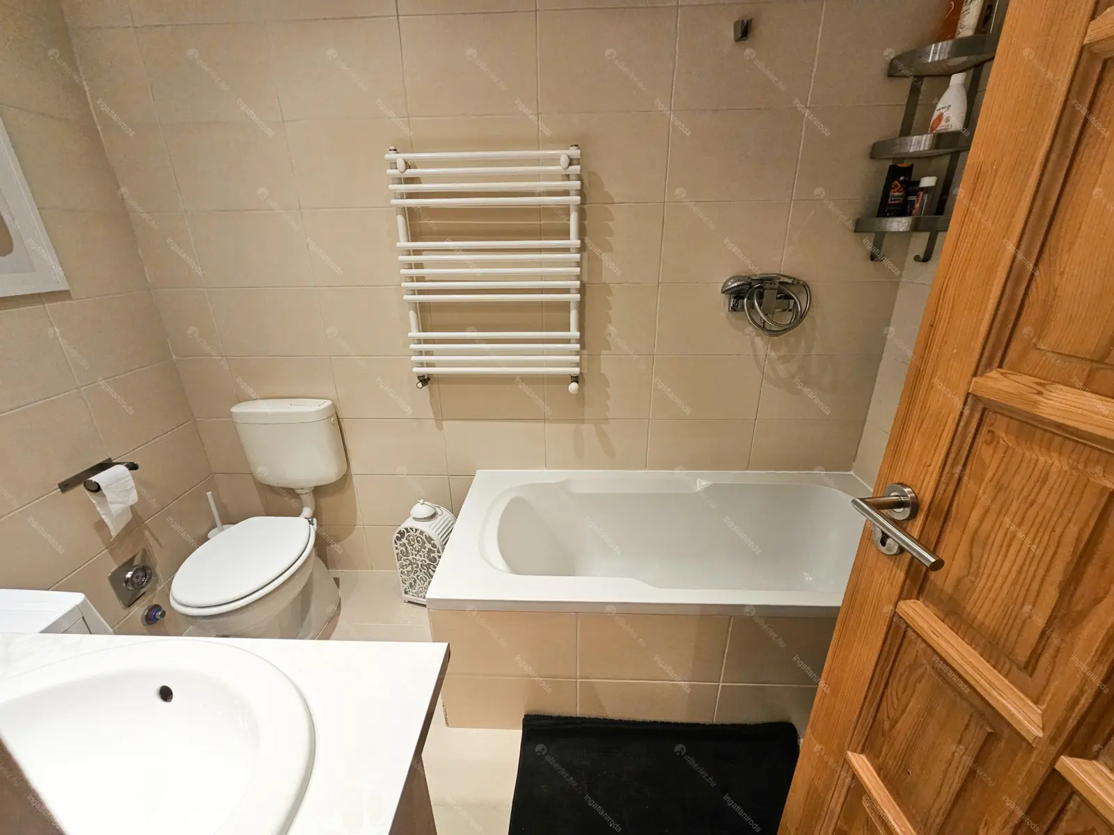 Kiadó albérlet 220000 Ft/hó áron: Budapest, V. kerület  Molnár utca. Mérete: 24 nm, 1 szobás | Alberlet.hu - 6653200