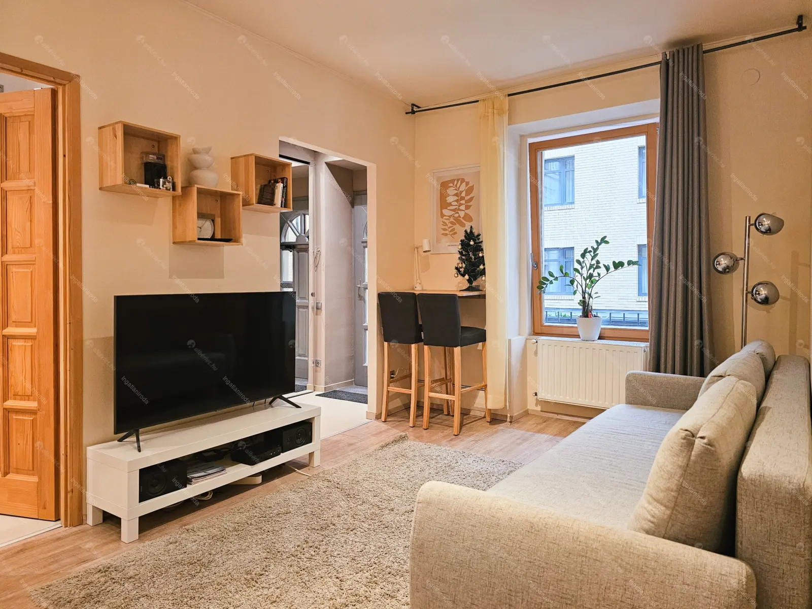 Kiadó albérlet 220000 Ft/hó áron: Budapest, V. kerület  Molnár utca. Mérete: 24 nm, 1 szobás | Alberlet.hu - 6653202