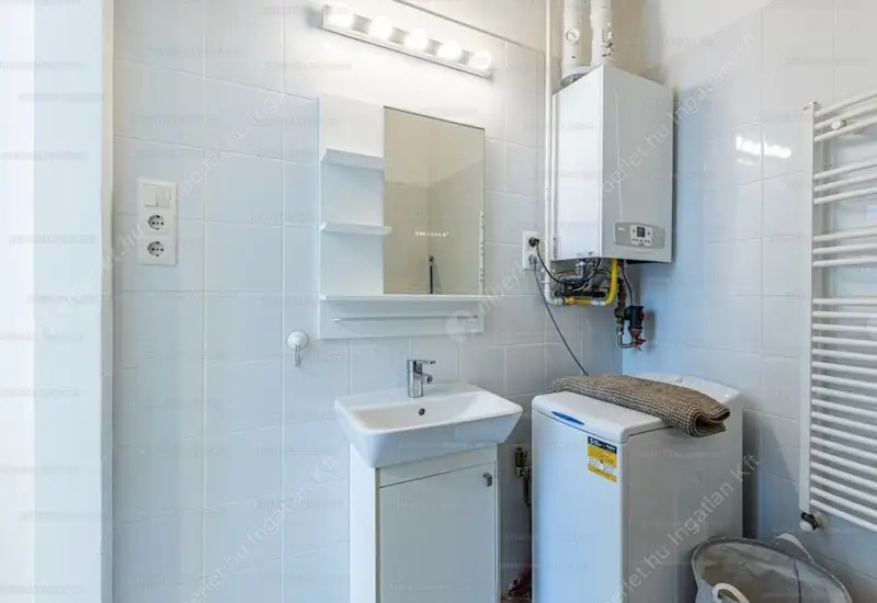 Kiadó albérlet 200000 Ft/hó áron: Budapest, V. kerület  Molnár utca. Mérete: 30 nm, 1 szobás | Alberlet.hu - 6606663