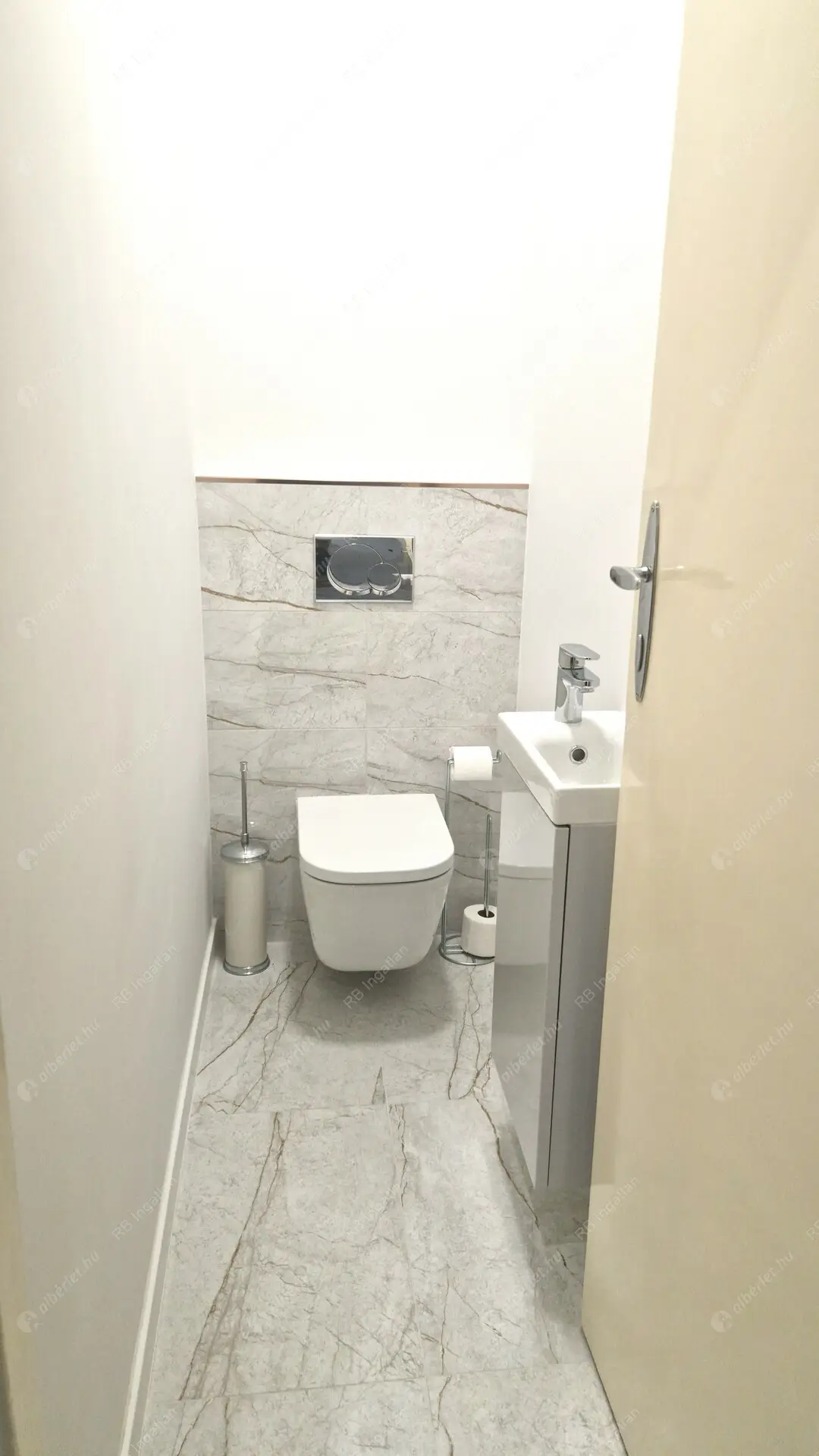 Kiadó albérlet 335000 Ft/hó áron: Budapest, V. kerület  Molnár utca. Mérete: 71 nm, 2 szobás | Alberlet.hu - 6355485