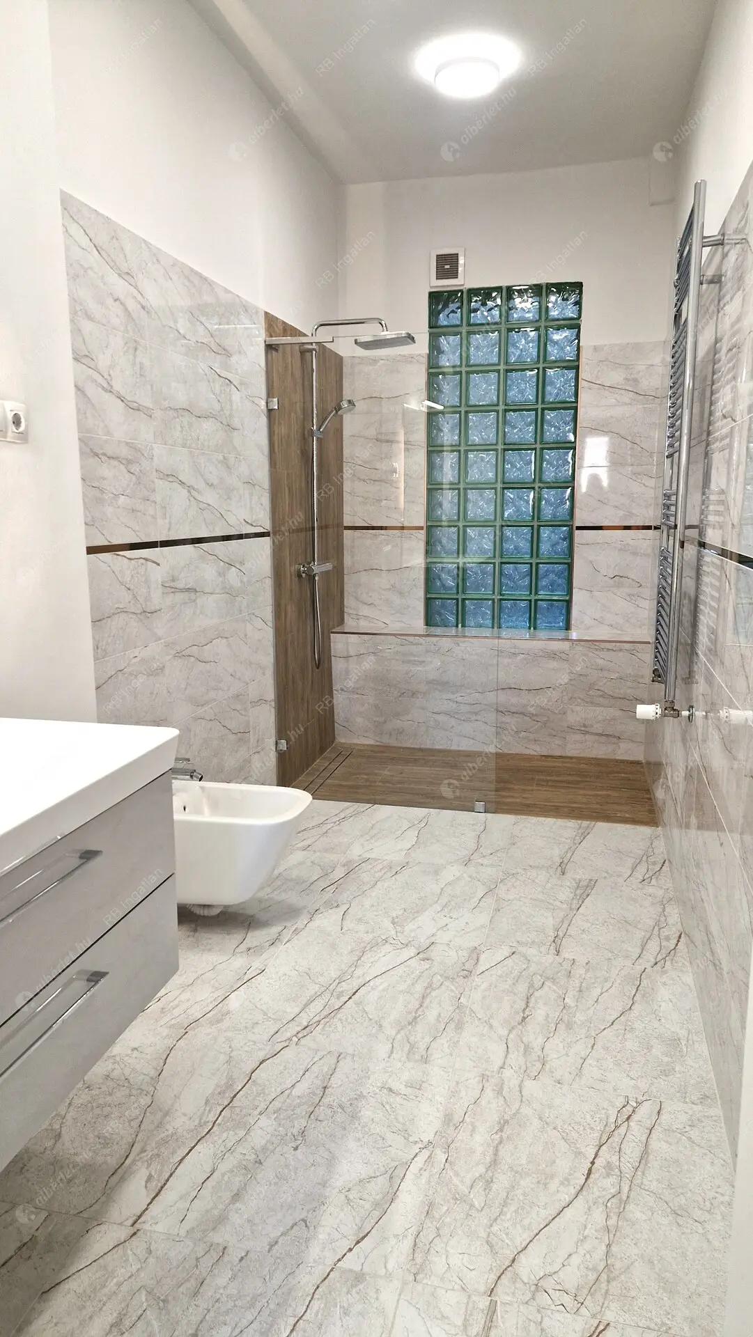 Kiadó albérlet 335000 Ft/hó áron: Budapest, V. kerület  Molnár utca. Mérete: 71 nm, 2 szobás | Alberlet.hu - 6355490