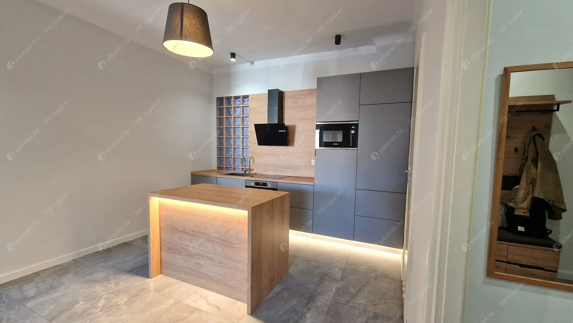 Kiadó albérlet 335000 Ft/hó áron: Budapest, V. kerület  Molnár utca. Mérete: 71 nm, 2 szobás | Alberlet.hu - 6355494