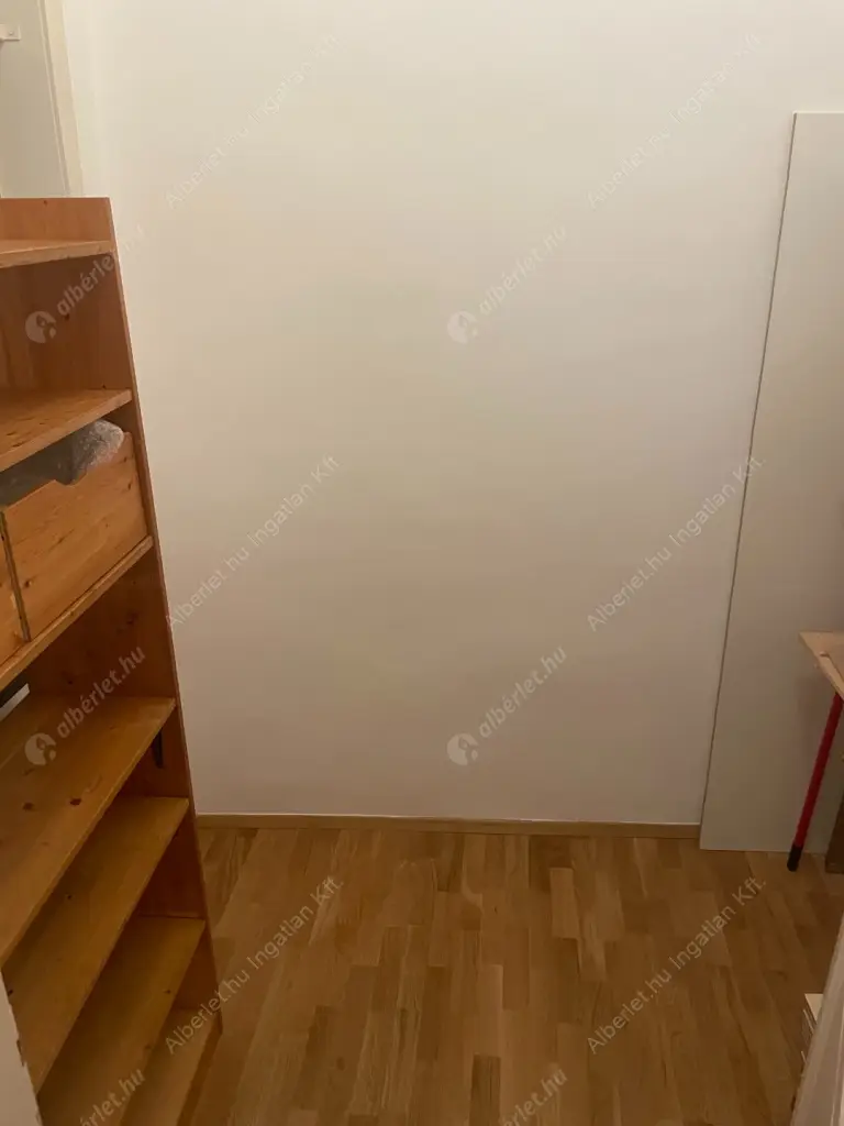 Kiadó albérlet 530000 Ft/hó áron: Budapest, V. kerület  Molnár utca. Mérete: 93 nm, 3 szobás | Alberlet.hu - 6599309