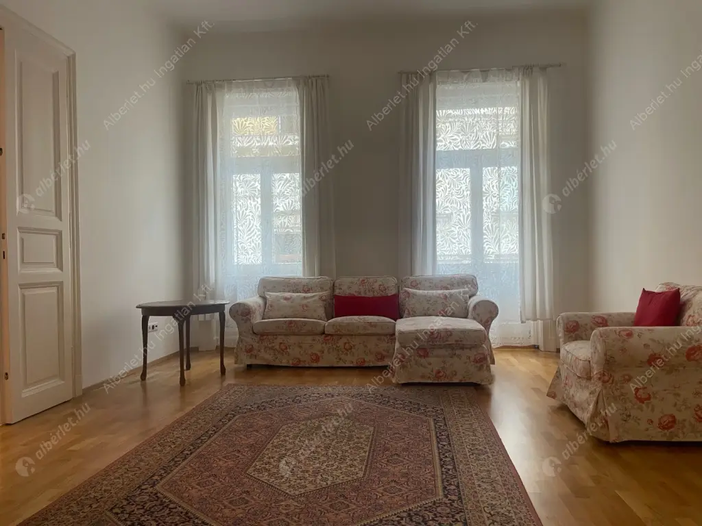 Kiadó albérlet 490000 Ft/hó áron: Budapest, V. kerület  Molnár utca. Mérete: 93 nm, 3 szobás | Alberlet.hu - 6616312