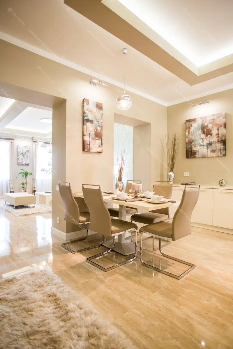 Kiadó albérlet 767000 Ft/hó áron: Budapest, V. kerület  Múzeum körút. Mérete: 120 nm, 3 szobás | Alberlet.hu - 6692761