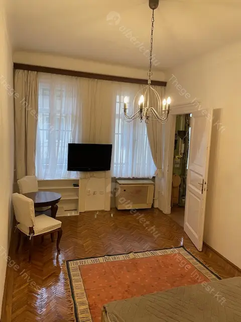 Kiadó albérlet 185000 Ft/hó áron: Budapest, V. kerület  Múzeum körút. Mérete: 33 nm, 1 szobás | Alberlet.hu - 6616908