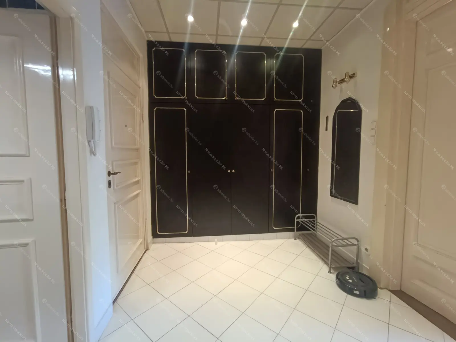 Kiadó albérlet 280000 Ft/hó áron: Budapest, V. kerület  Múzeum körút. Mérete: 55 nm, 1 szobás | Alberlet.hu - 6499397