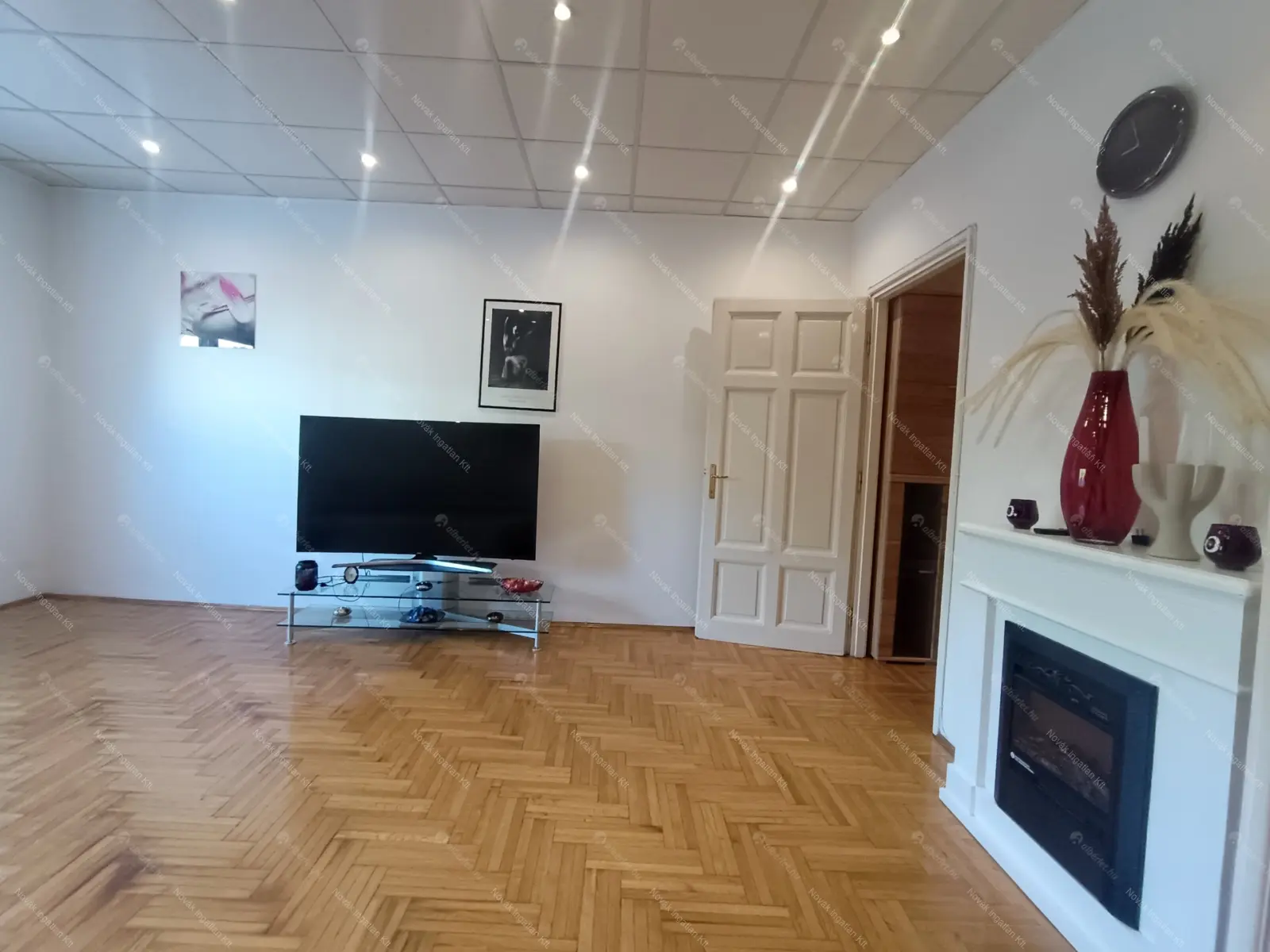 Kiadó albérlet 280000 Ft/hó áron: Budapest, V. kerület  Múzeum körút. Mérete: 55 nm, 1 szobás | Alberlet.hu - 6499400